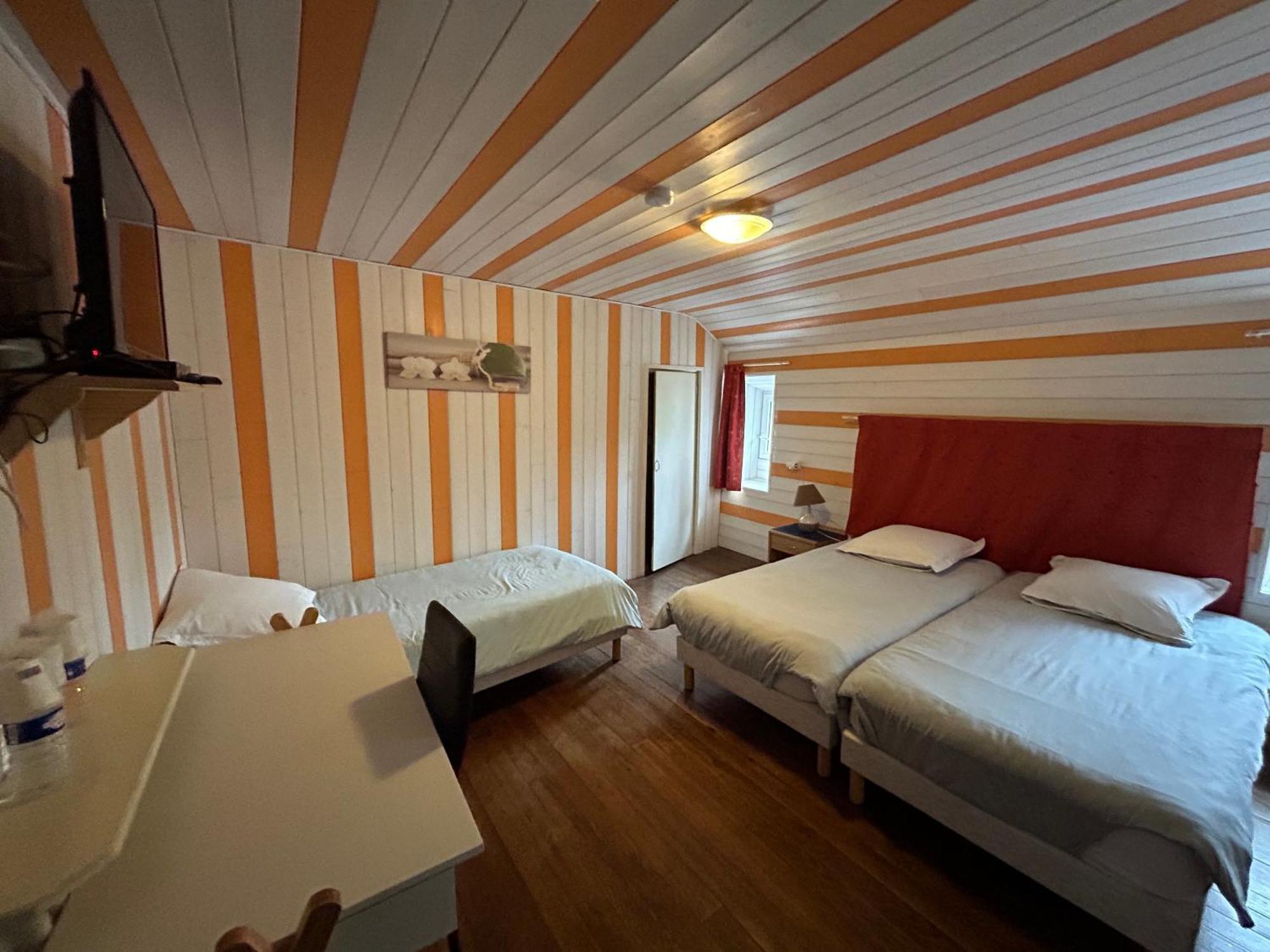 Chambres D'Hotes La Cheminee Tardets-Sorholus Exterior foto